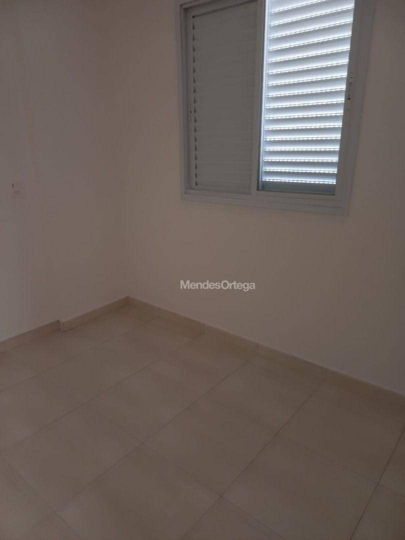 Apartamento para alugar com 2 quartos, 63m² - Foto 8