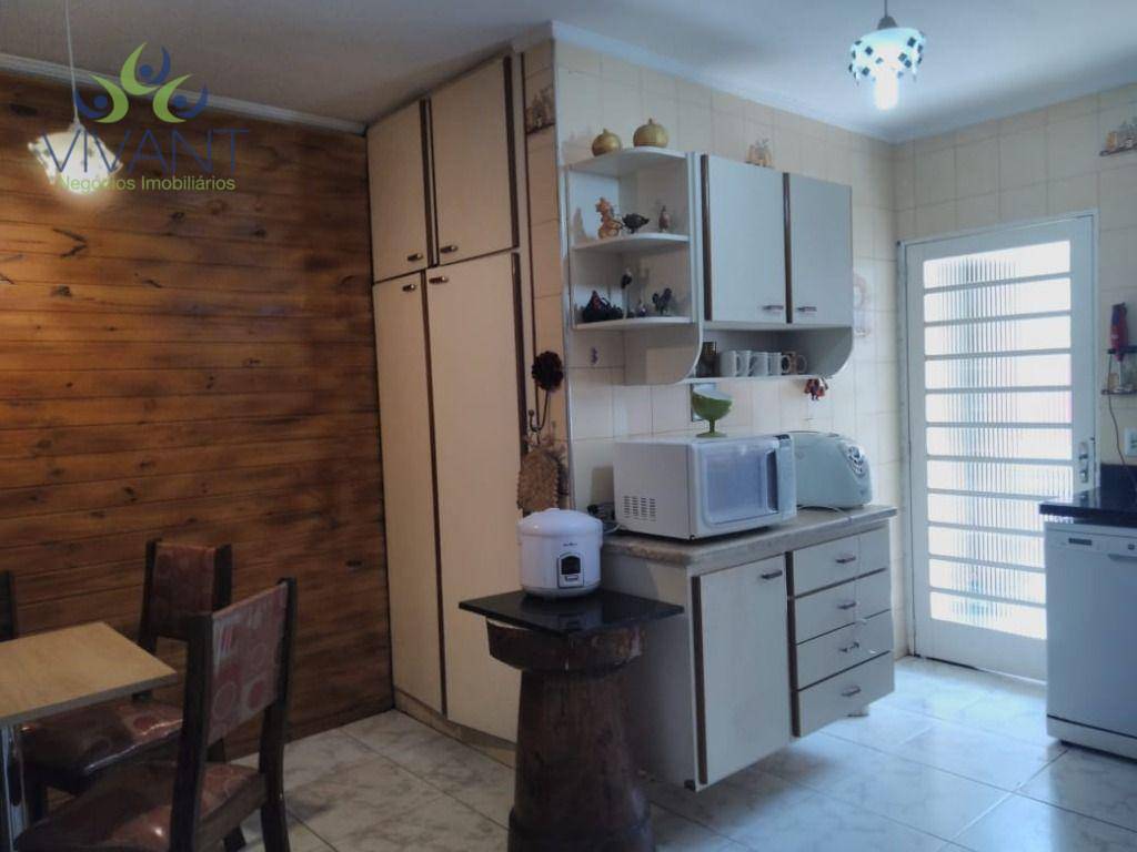 Casa à venda com 3 quartos, 371m² - Foto 32