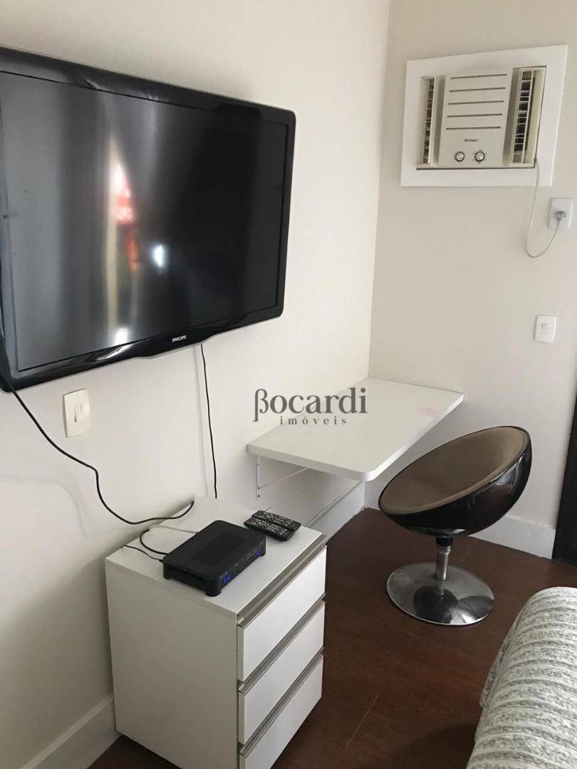 Apartamento à venda com 3 quartos, 130m² - Foto 14