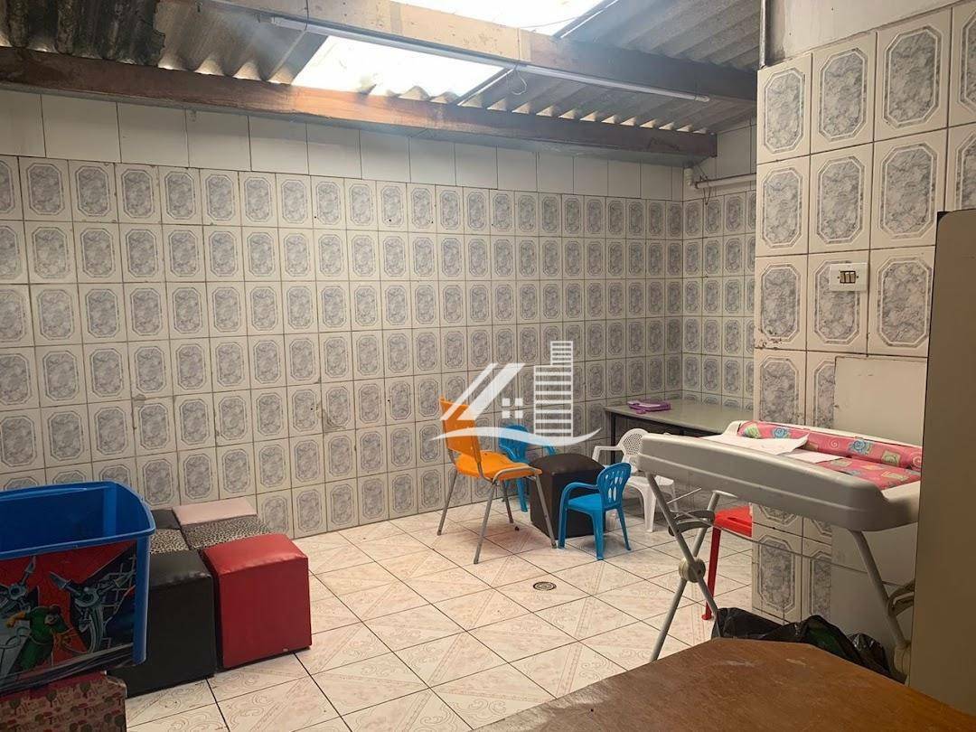 Sobrado à venda com 3 quartos, 365m² - Foto 19