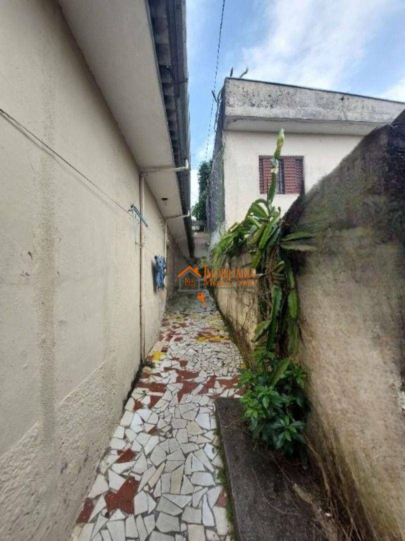 Sobrado à venda com 8 quartos, 480m² - Foto 15