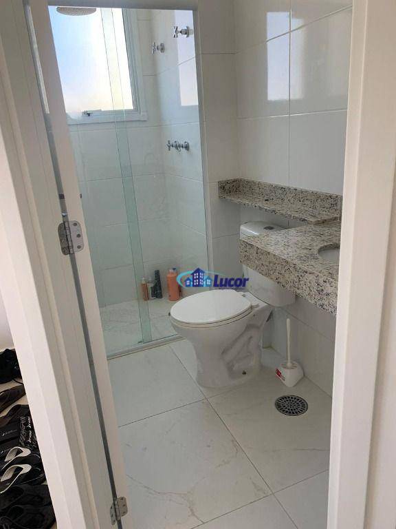 Apartamento à venda com 2 quartos, 56m² - Foto 15