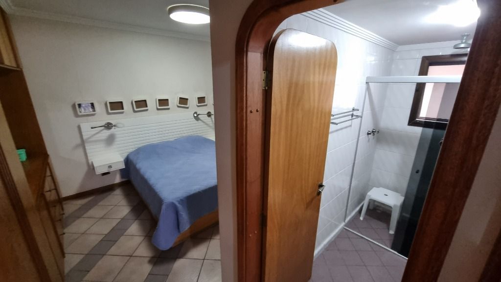 Apartamento à venda com 3 quartos, 130m² - Foto 8