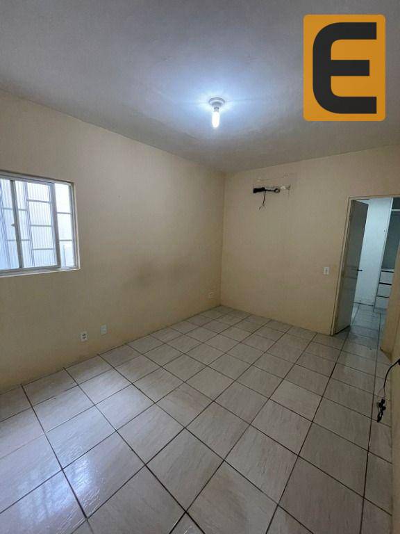 Casa à venda com 3 quartos, 226m² - Foto 12