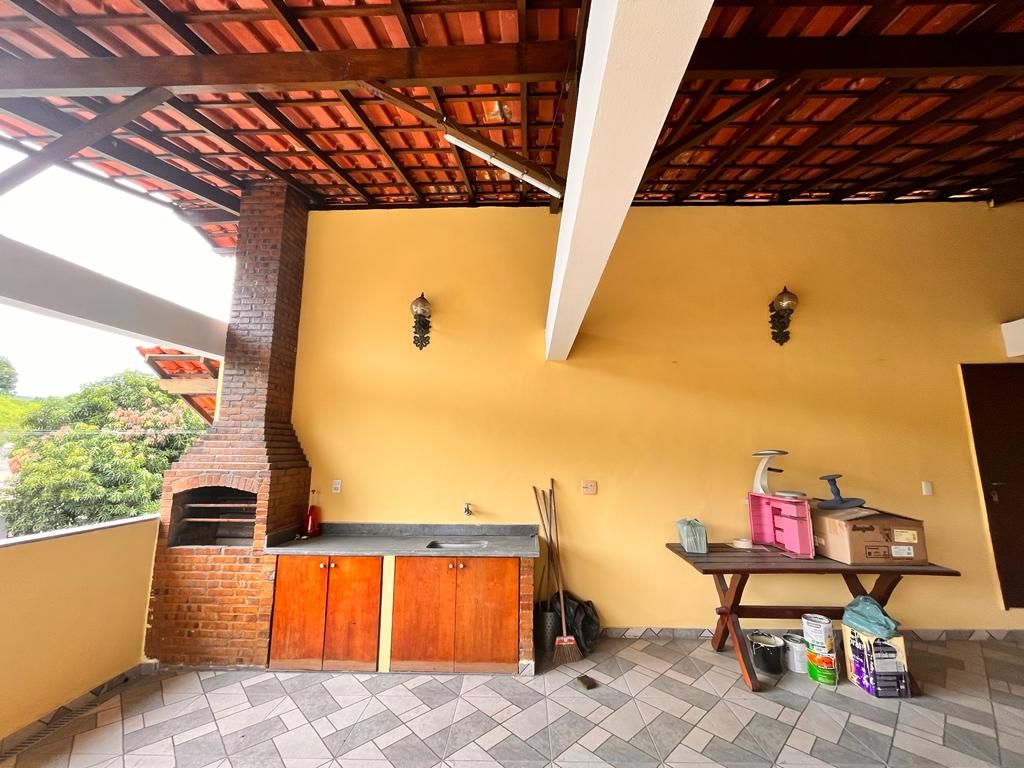 Casa de Condomínio à venda com 3 quartos, 225m² - Foto 38