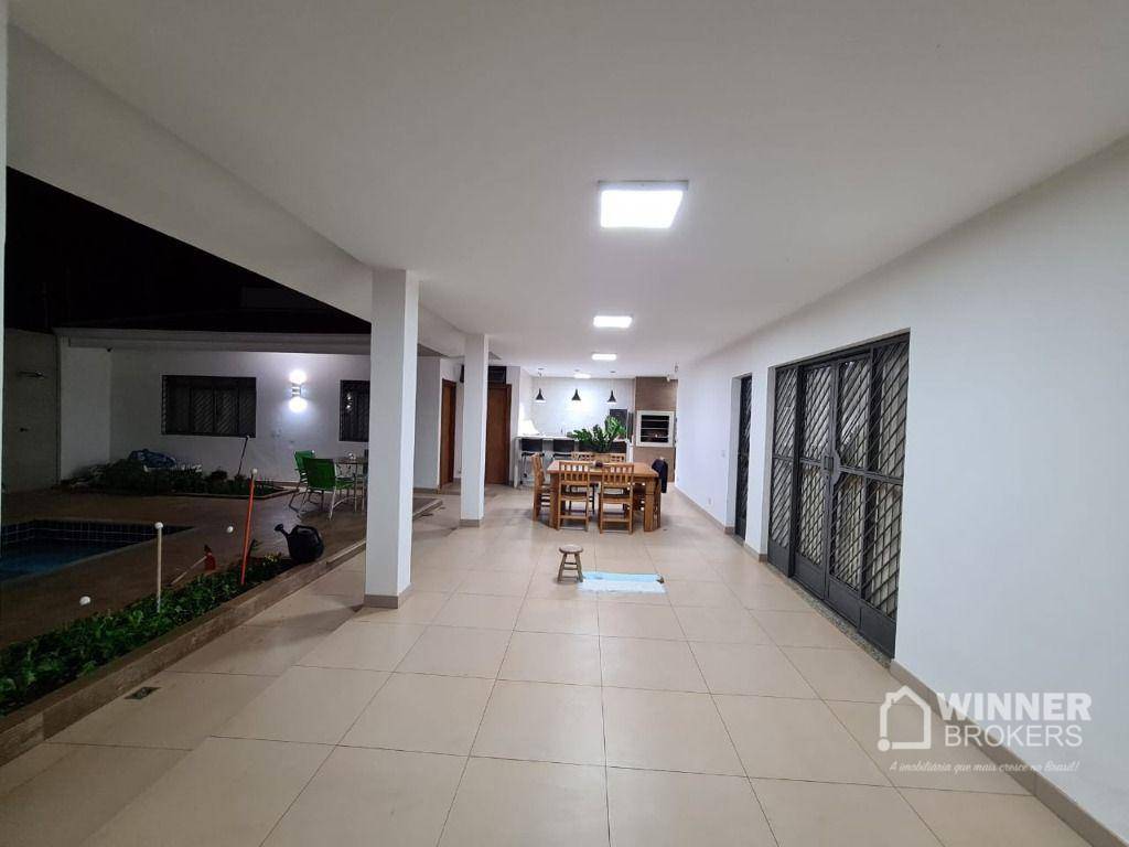 Sobrado à venda com 5 quartos, 286m² - Foto 11