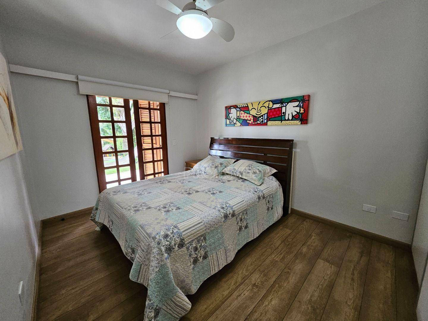 Casa de Condomínio à venda com 6 quartos, 456m² - Foto 18