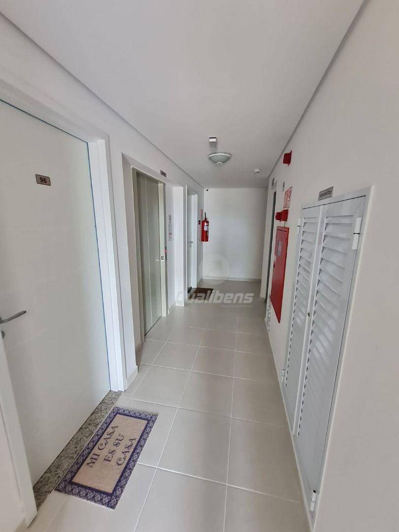 Apartamento à venda com 2 quartos, 58m² - Foto 12