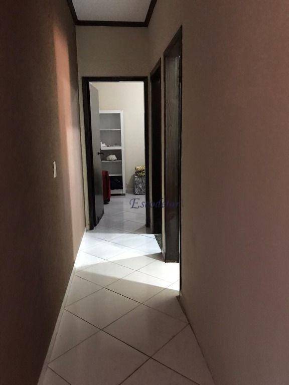 Casa à venda com 2 quartos, 140m² - Foto 15