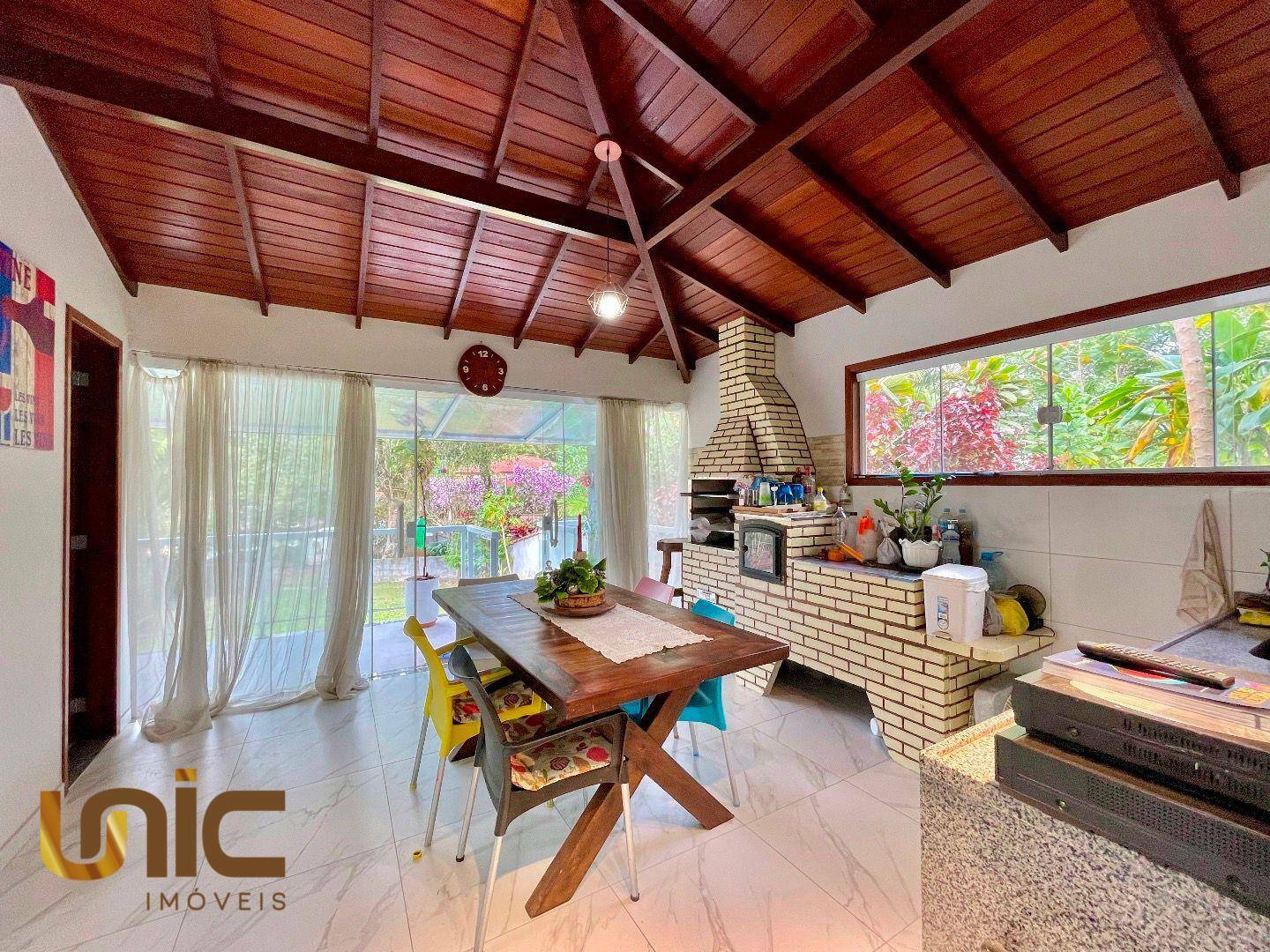 Casa de Condomínio à venda com 3 quartos, 220m² - Foto 16