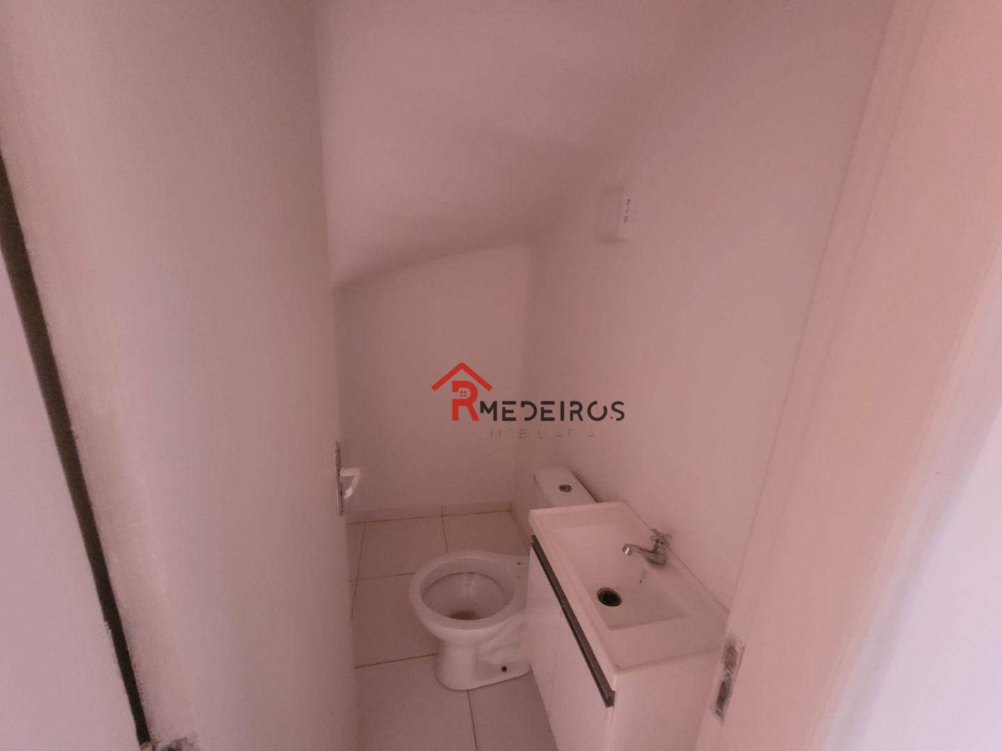 Sobrado à venda com 2 quartos, 60m² - Foto 13