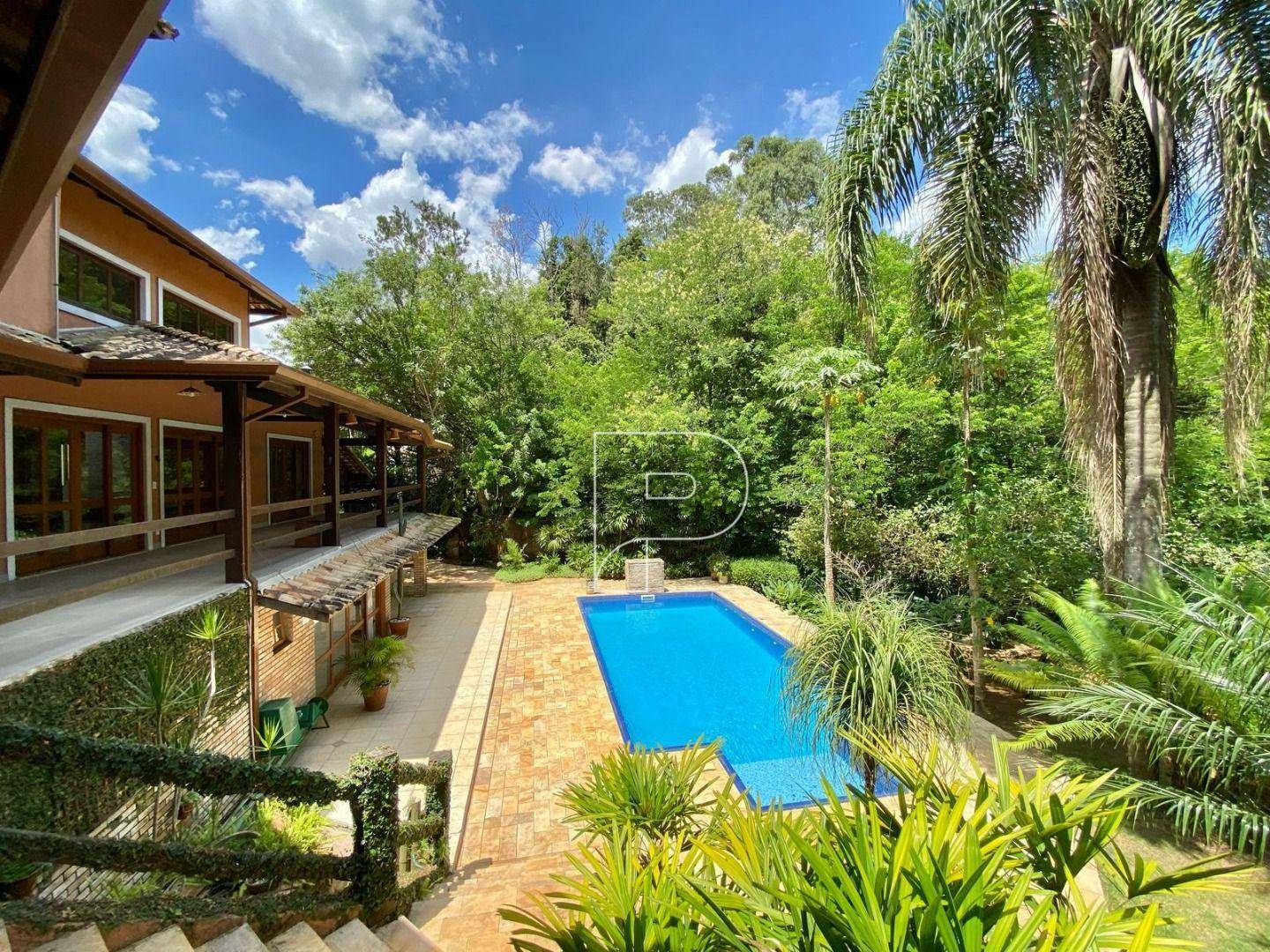 Casa de Condomínio para alugar com 4 quartos, 550m² - Foto 2