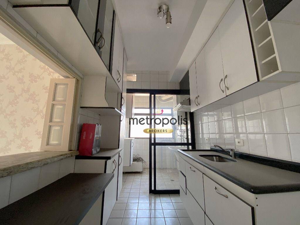 Apartamento à venda com 3 quartos, 74m² - Foto 2