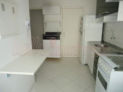 Apartamento para alugar com 2 quartos, 77m² - Foto 11