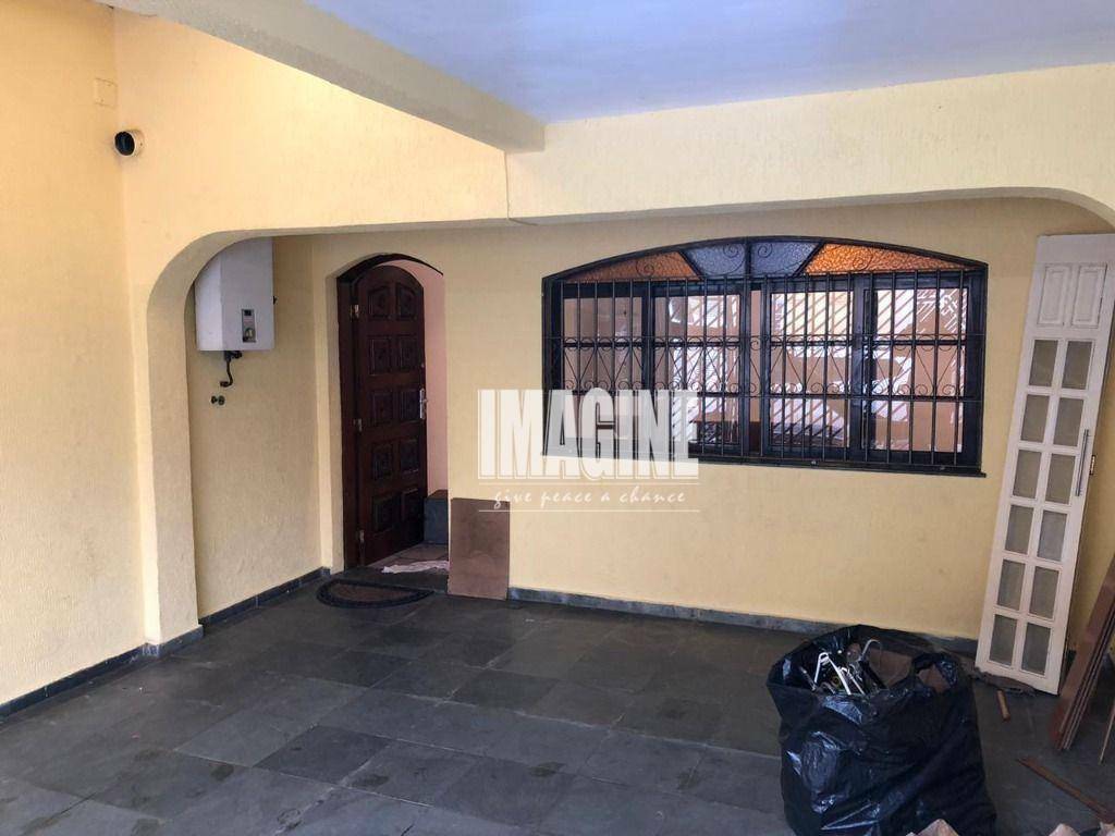 Sobrado à venda com 2 quartos, 220m² - Foto 10