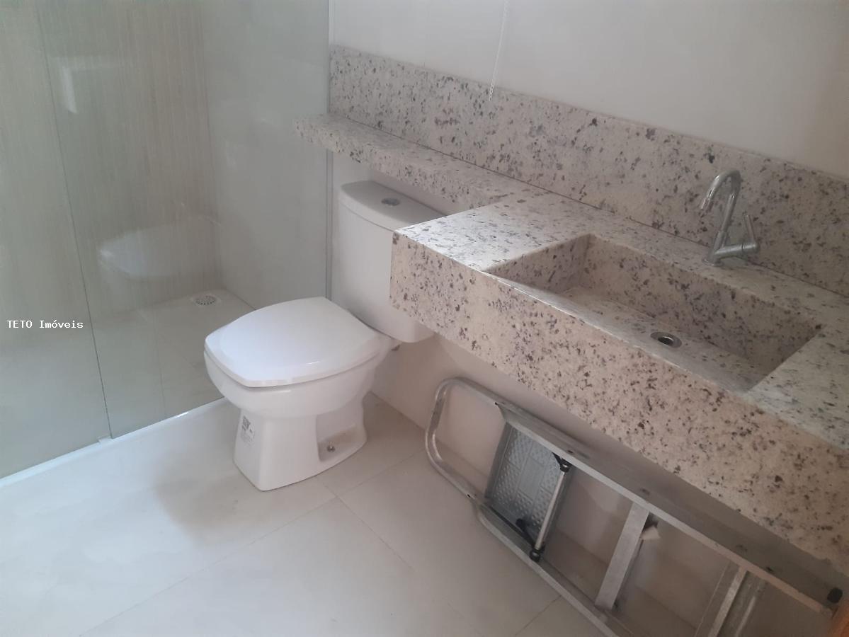 Casa à venda com 3 quartos, 174m² - Foto 18