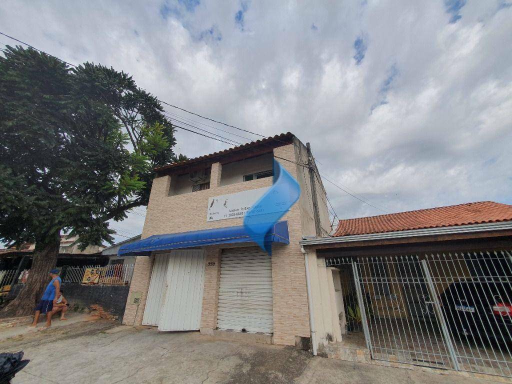 Casa à venda com 3 quartos, 155m² - Foto 2