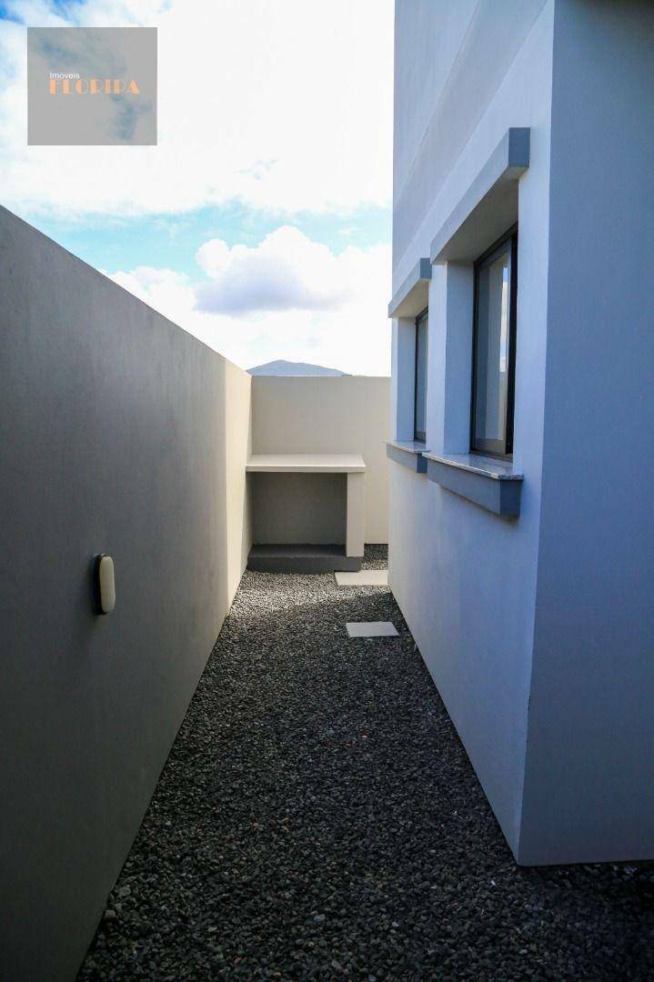 Casa à venda com 3 quartos, 124m² - Foto 12