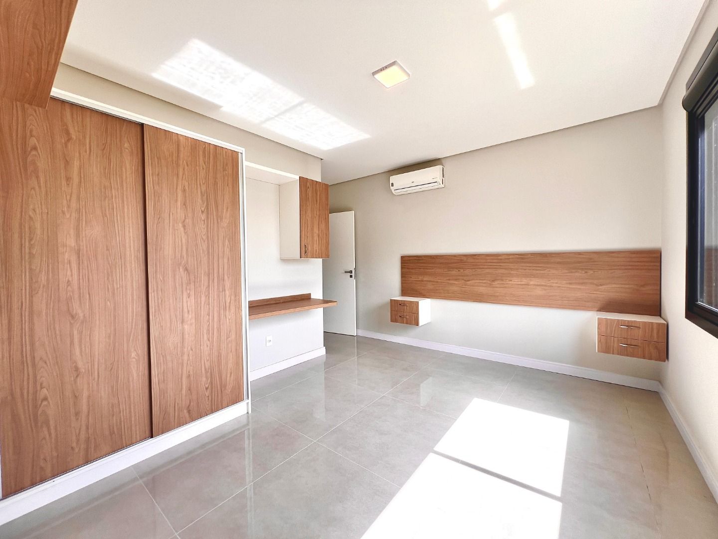 Casa de Condomínio à venda com 4 quartos, 159m² - Foto 22