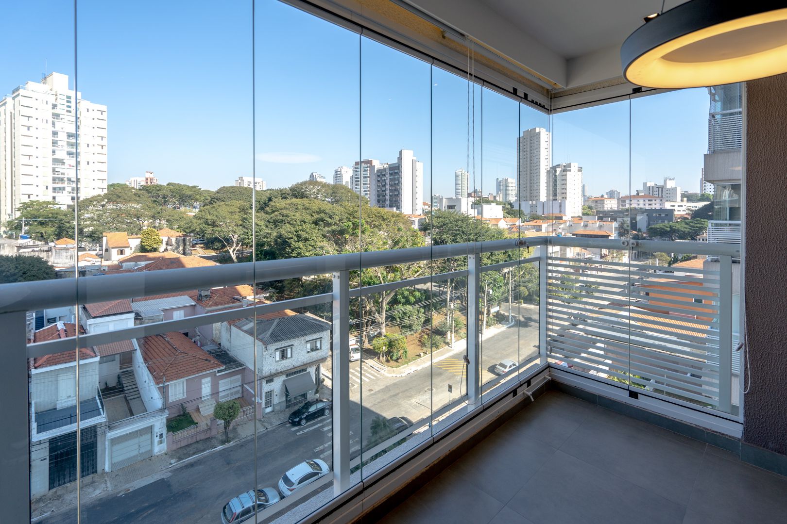 Apartamento à venda com 2 quartos, 55m² - Foto 11