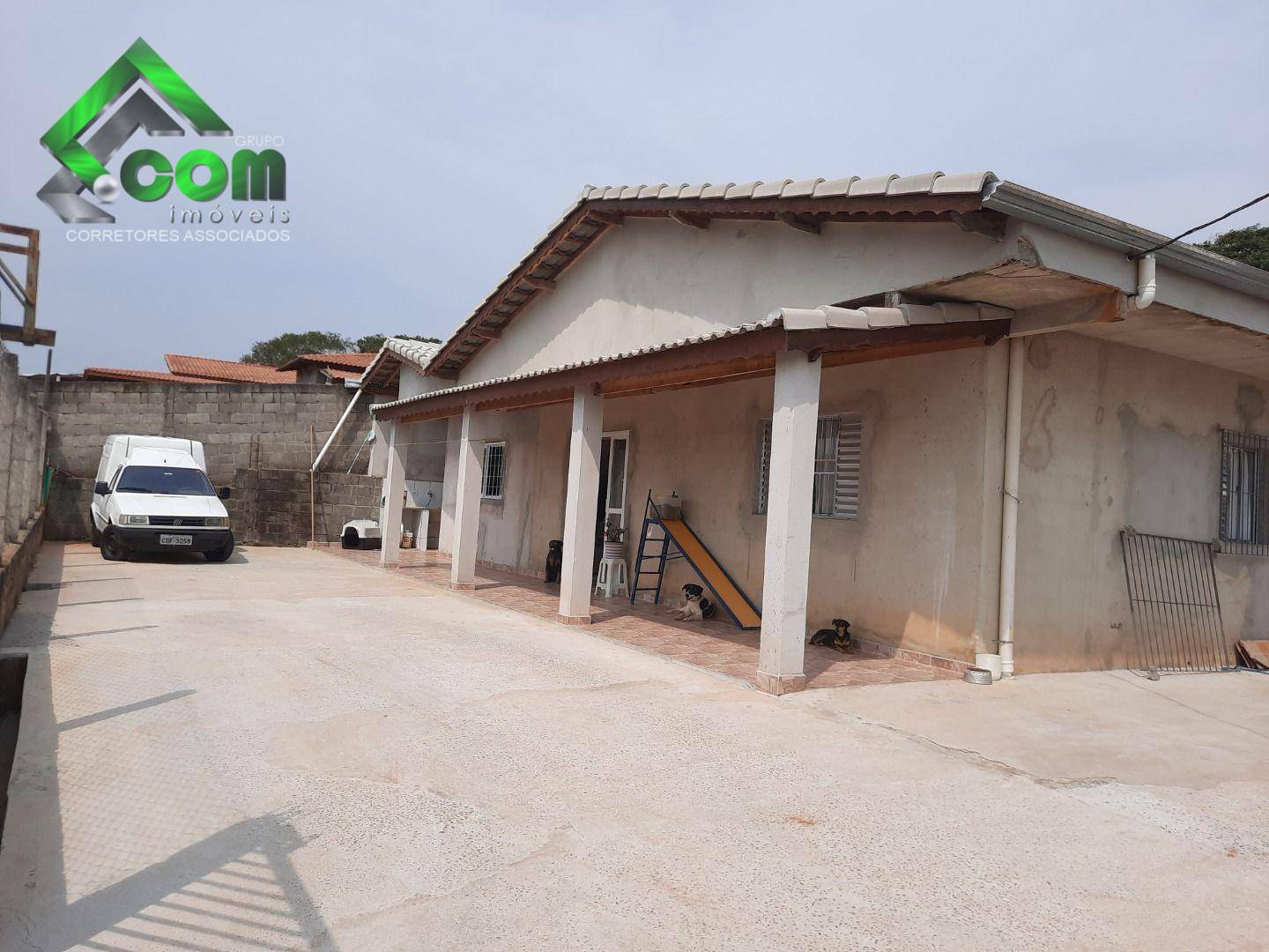 Chácara à venda com 3 quartos, 160m² - Foto 1