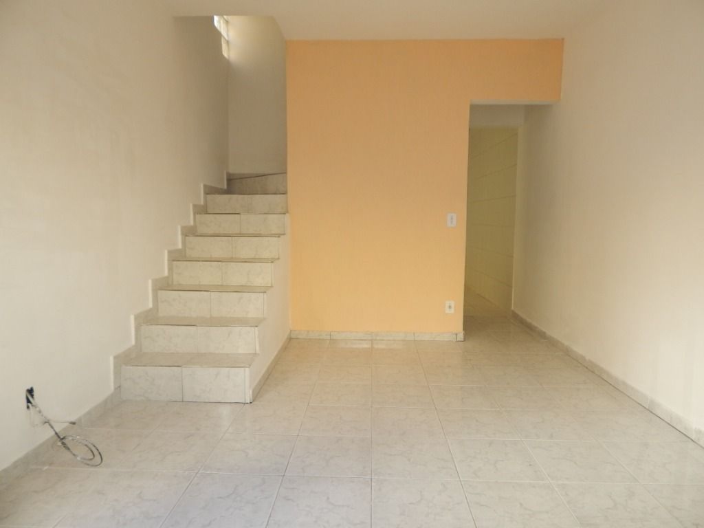 Sobrado para alugar com 2 quartos, 55m² - Foto 6