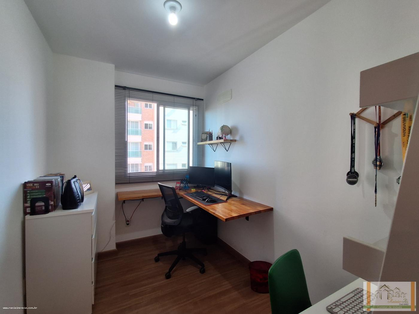 Apartamento à venda com 3 quartos, 69m² - Foto 12