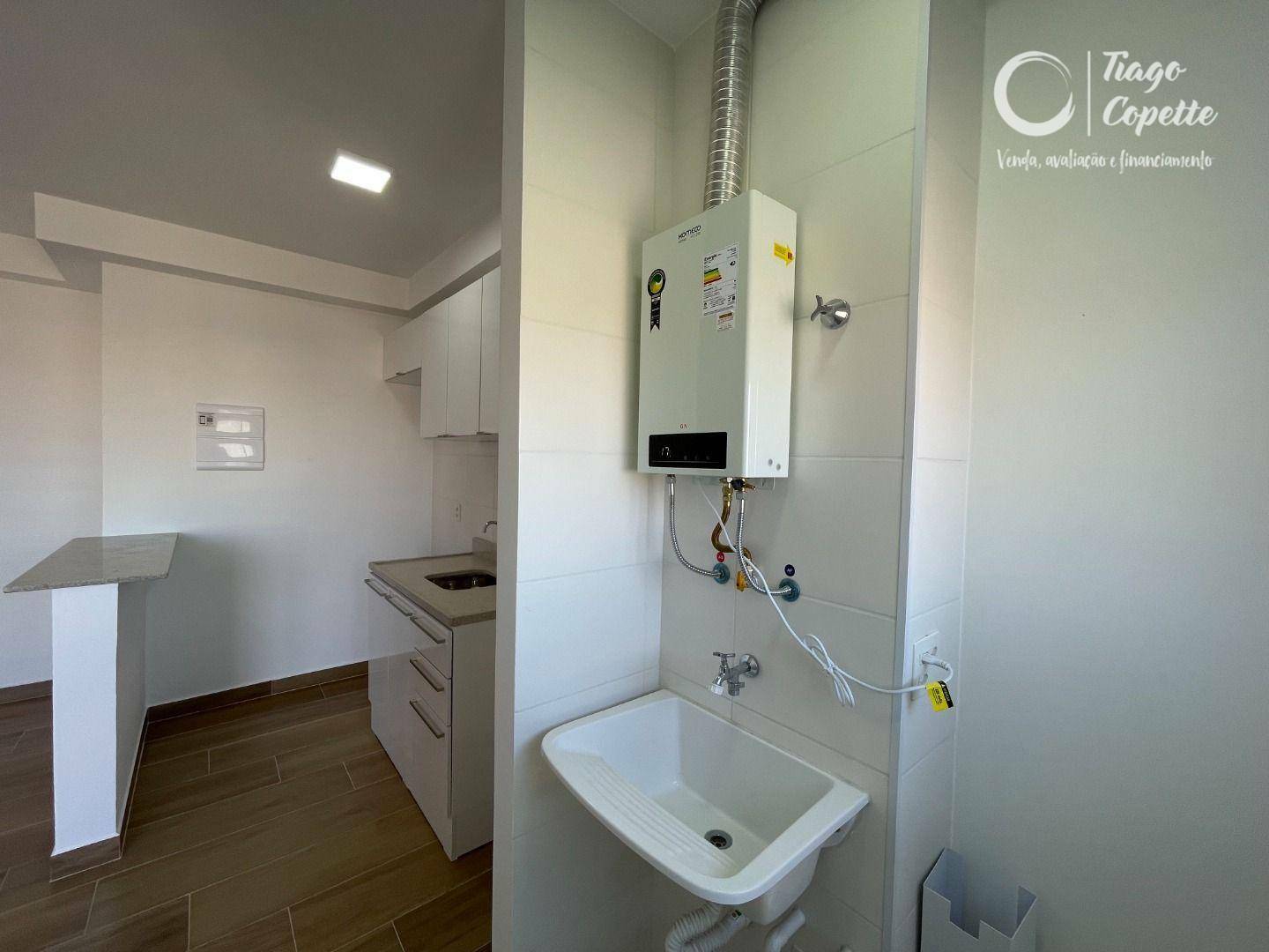 Apartamento à venda com 2 quartos, 57m² - Foto 13