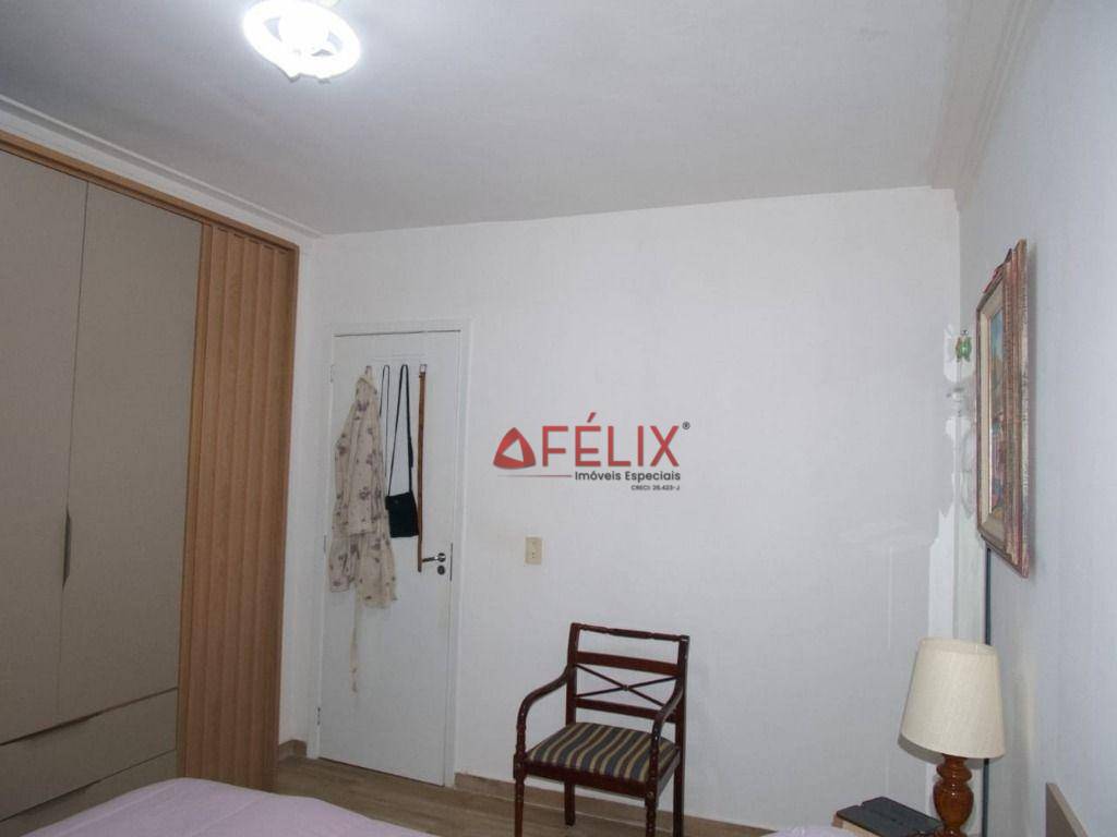 Apartamento à venda com 2 quartos, 65m² - Foto 11