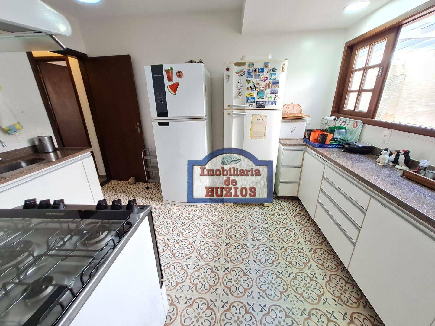 Casa de Condomínio para alugar com 4 quartos, 150m² - Foto 20