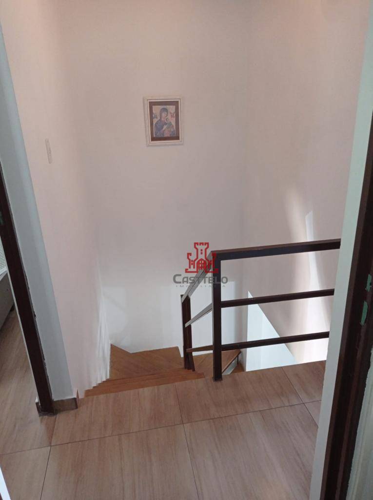 Sobrado à venda com 3 quartos, 70m² - Foto 12