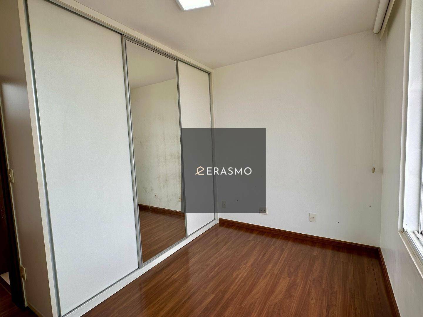 Casa de Condomínio à venda com 3 quartos, 300m² - Foto 24