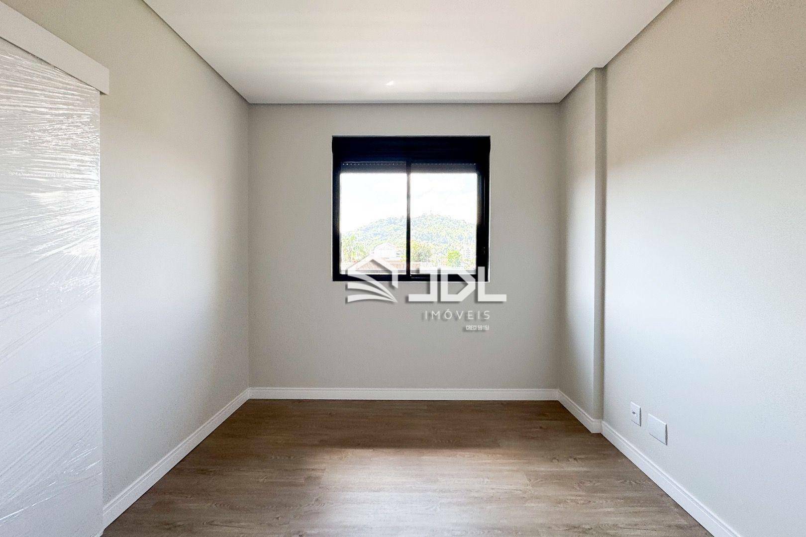 Apartamento à venda com 3 quartos, 110m² - Foto 17