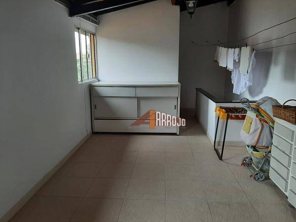 Casa à venda com 3 quartos, 77m² - Foto 19