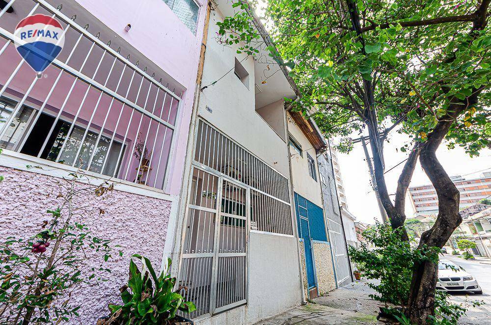 Casa à venda com 2 quartos, 140m² - Foto 6