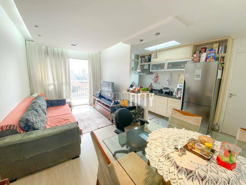 Apartamento à venda com 2 quartos, 65m² - Foto 3