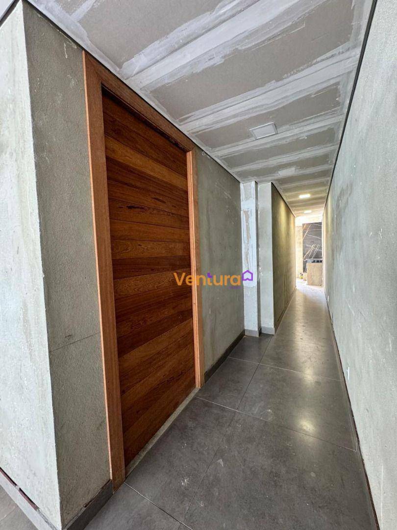 Casa à venda com 3 quartos, 196m² - Foto 13
