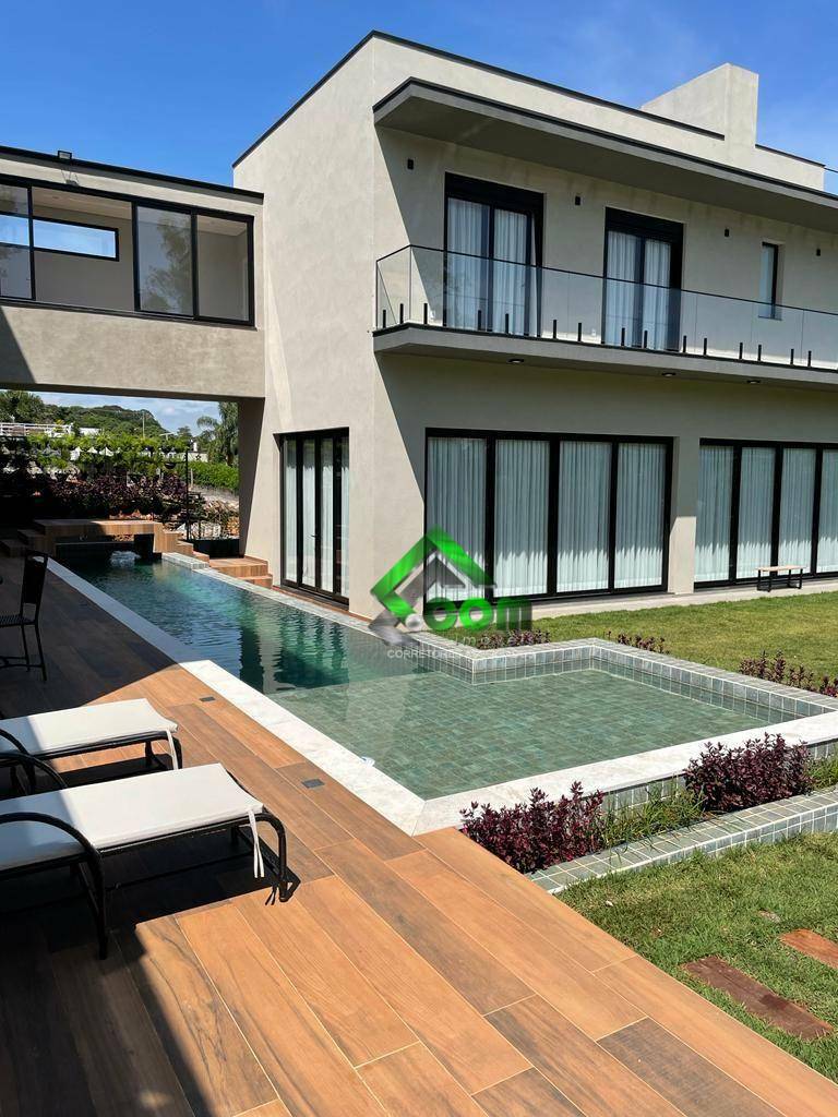 Casa de Condomínio para alugar com 4 quartos, 435m² - Foto 1
