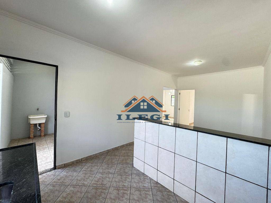 Casa à venda com 2 quartos, 80m² - Foto 15