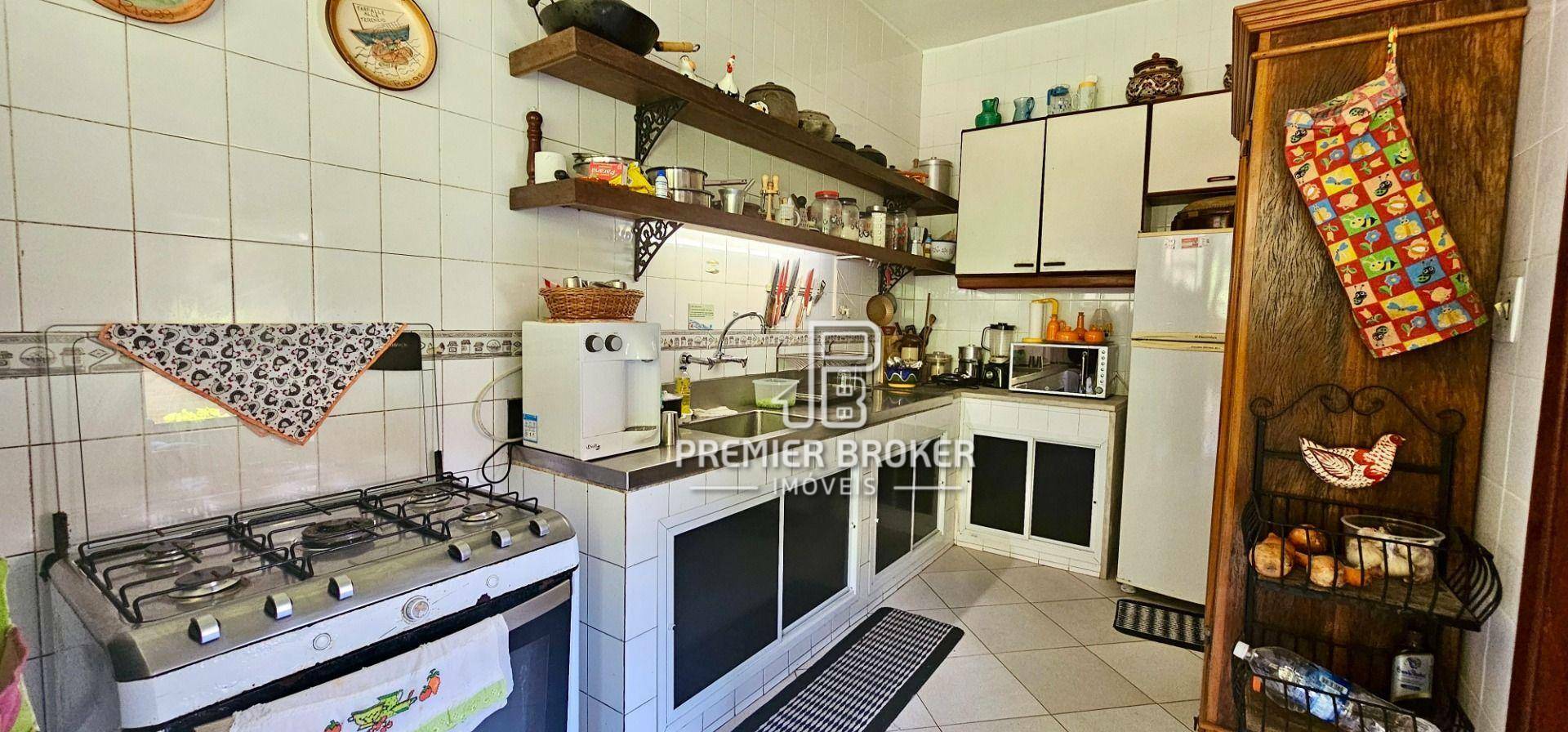 Casa de Condomínio à venda com 3 quartos, 320m² - Foto 27