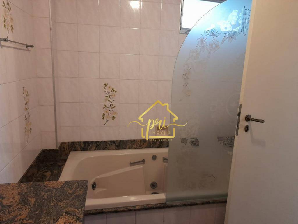 Apartamento à venda com 3 quartos, 200m² - Foto 9