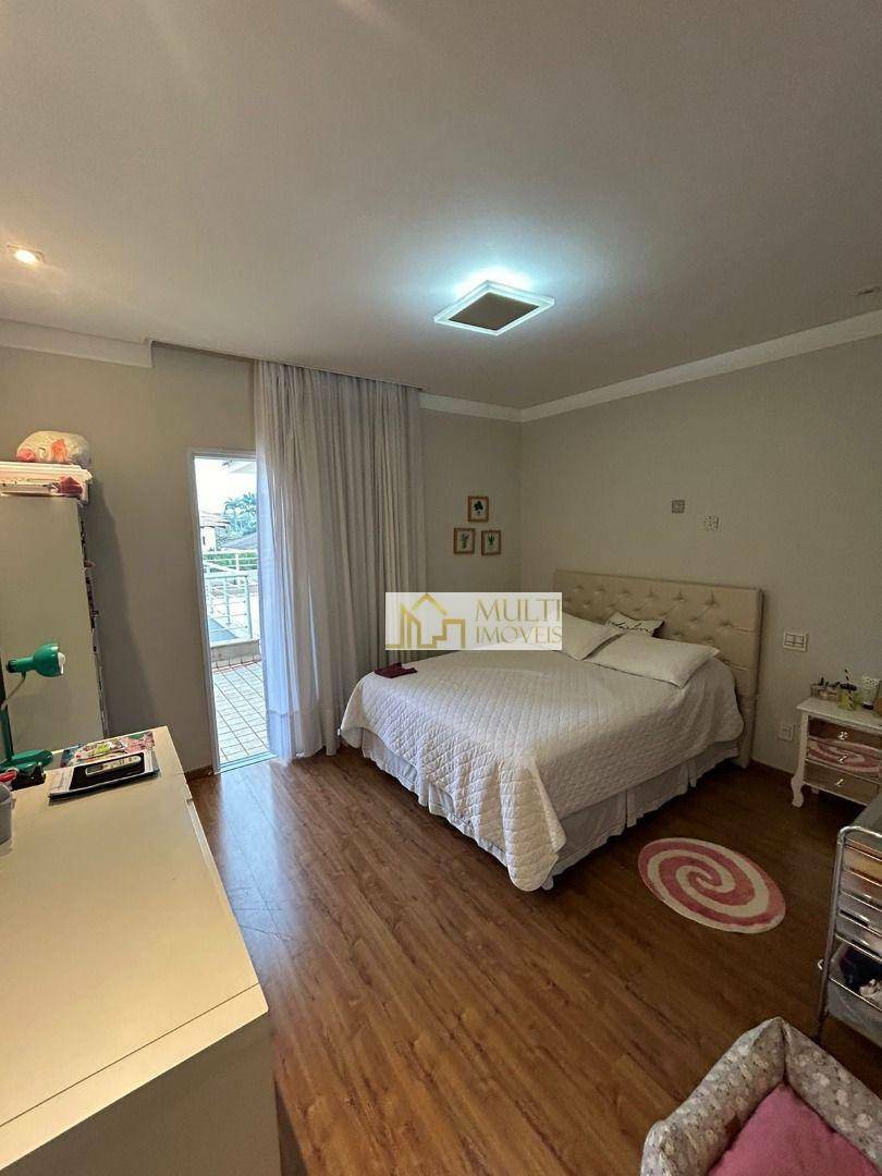 Sobrado à venda com 4 quartos, 670m² - Foto 17