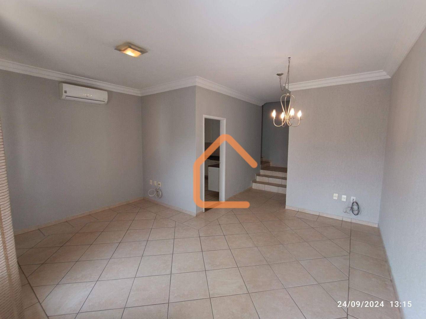 Casa à venda com 3 quartos, 123m² - Foto 4