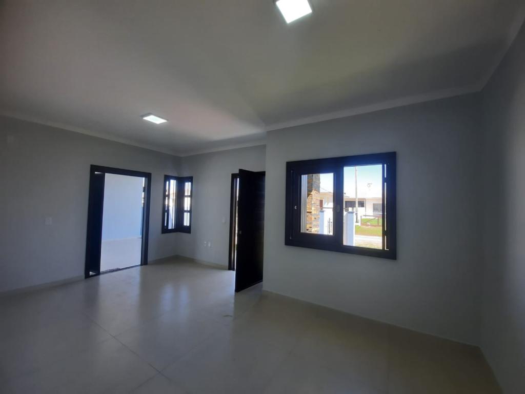 Casa à venda com 3 quartos, 109m² - Foto 13