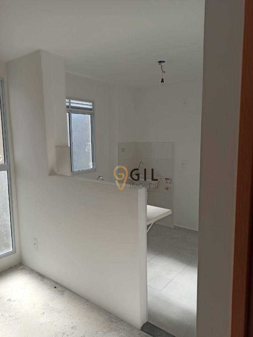 Apartamento à venda com 2 quartos, 39m² - Foto 12