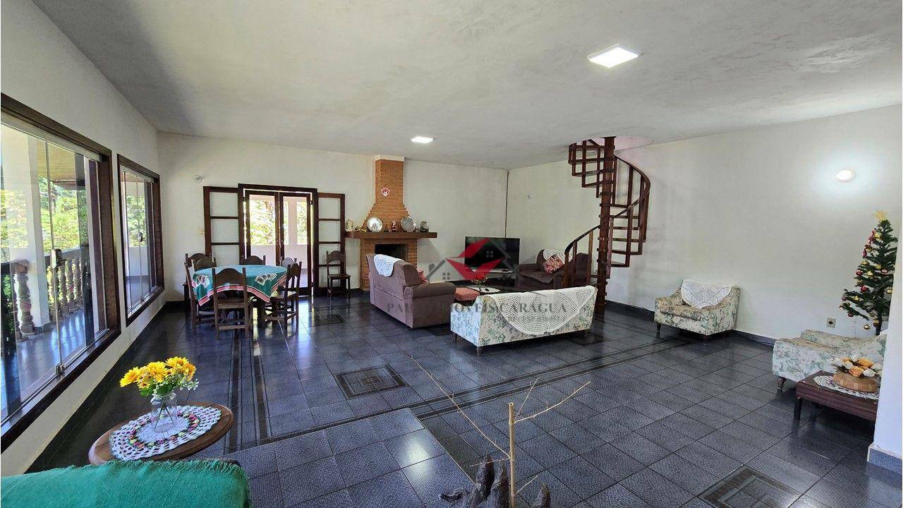 Casa de Condomínio à venda com 6 quartos, 700m² - Foto 3