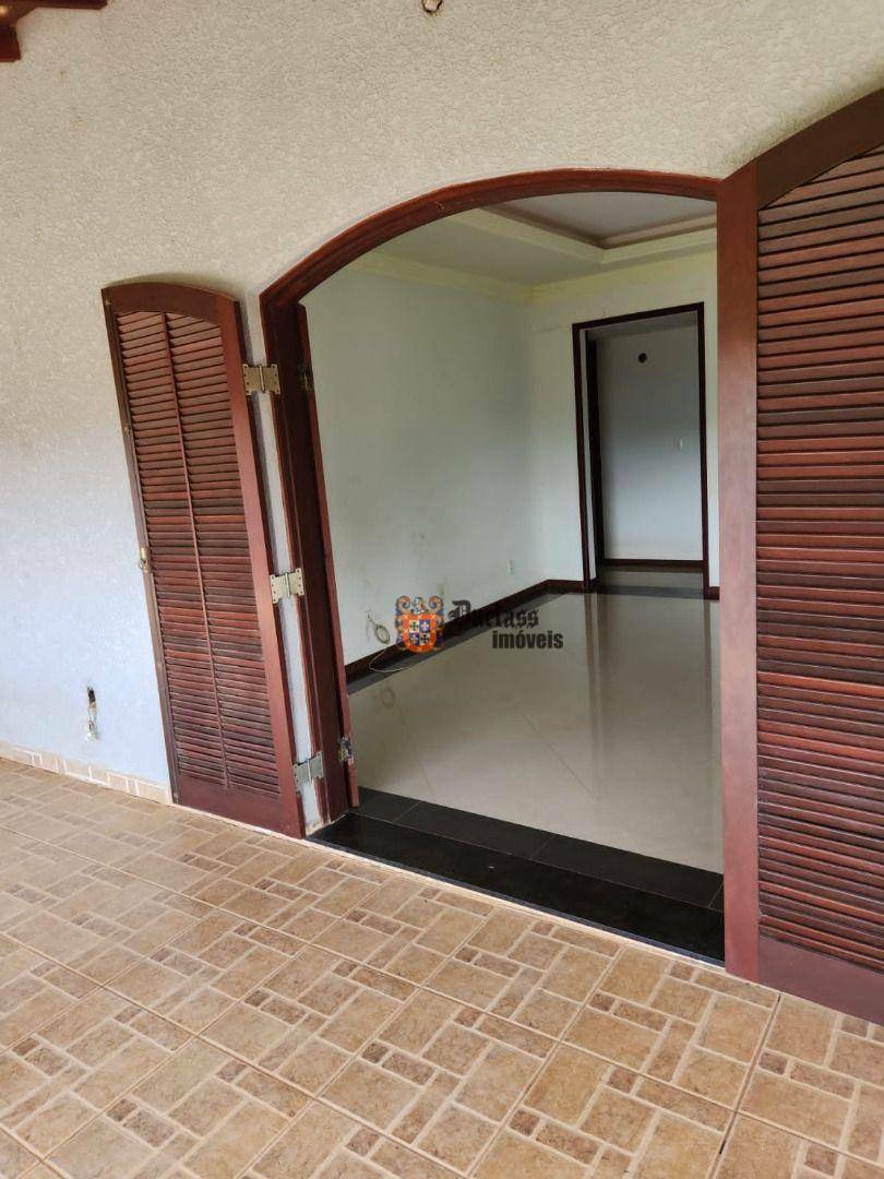 Chácara à venda com 3 quartos, 613m² - Foto 7