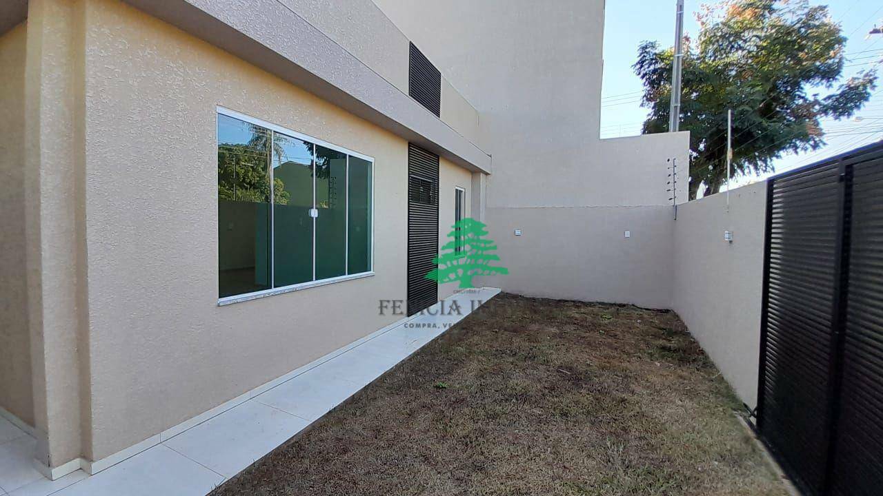 Casa à venda com 3 quartos, 122m² - Foto 2