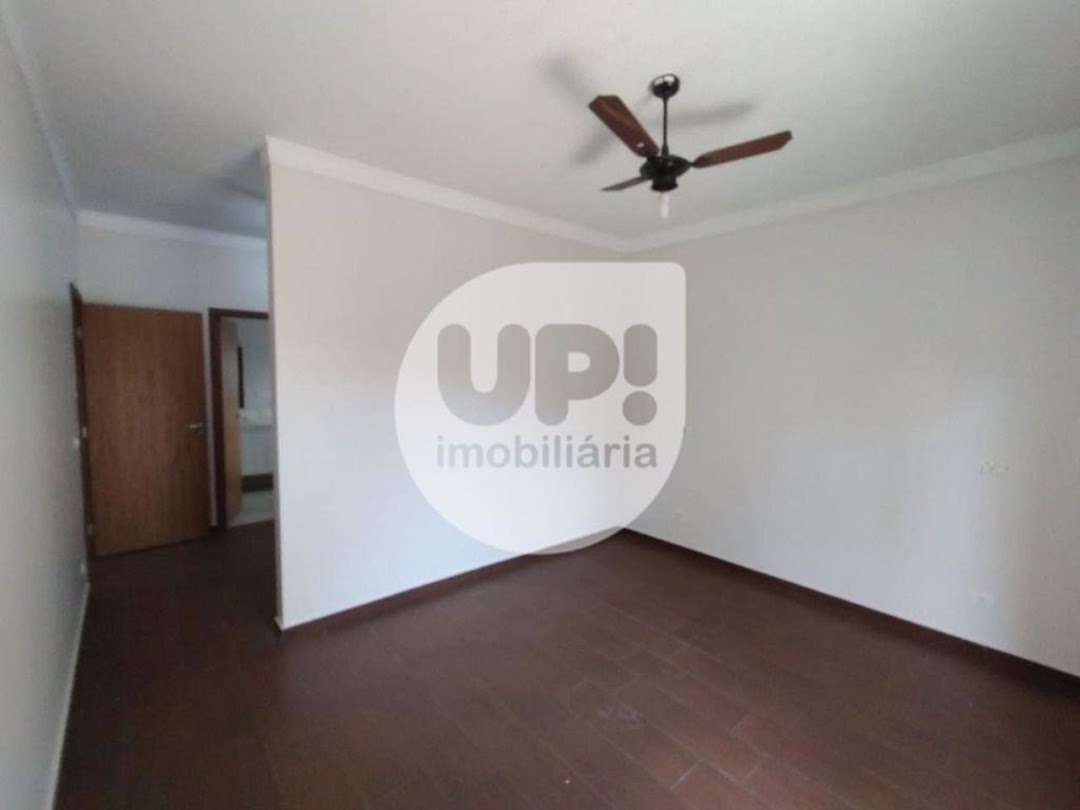 Casa à venda com 4 quartos, 275m² - Foto 15