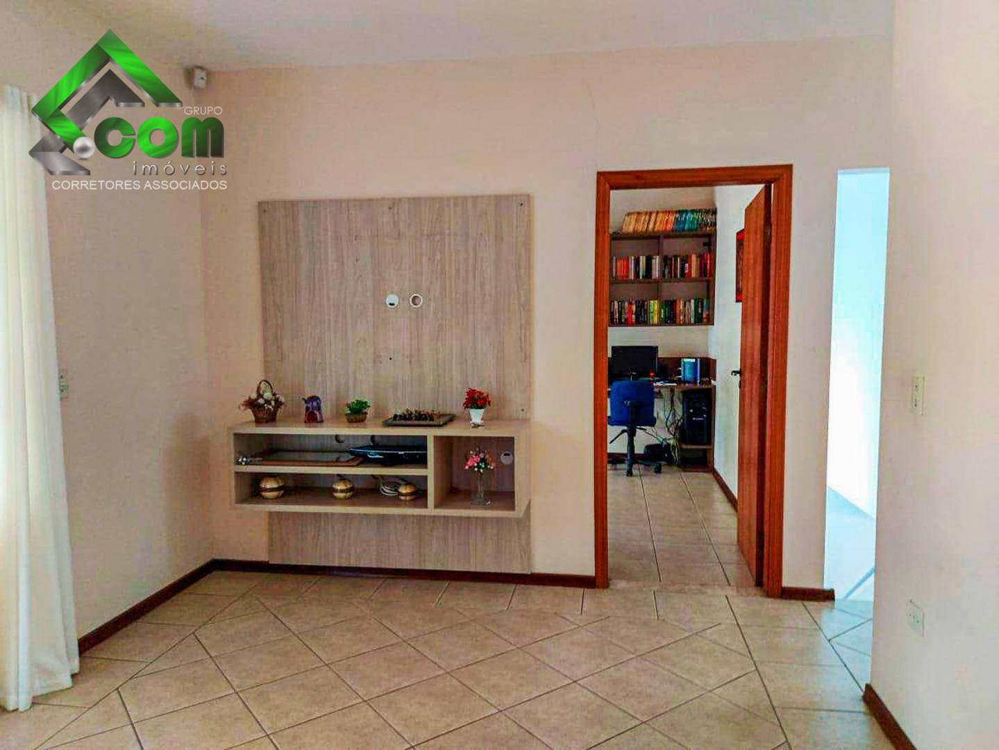 Casa à venda com 3 quartos, 240m² - Foto 21